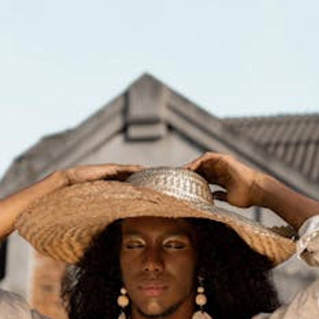 Building Your Village: Navigating Friendship Dynamics During New Beginnings