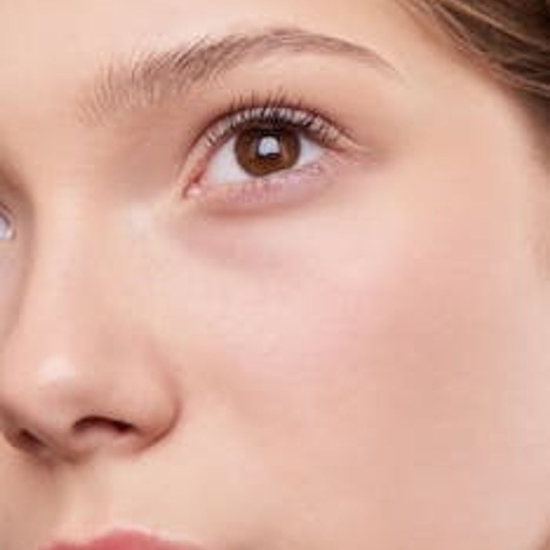 Embrace Your Glow: Essential Self-Care Tips for New Moms