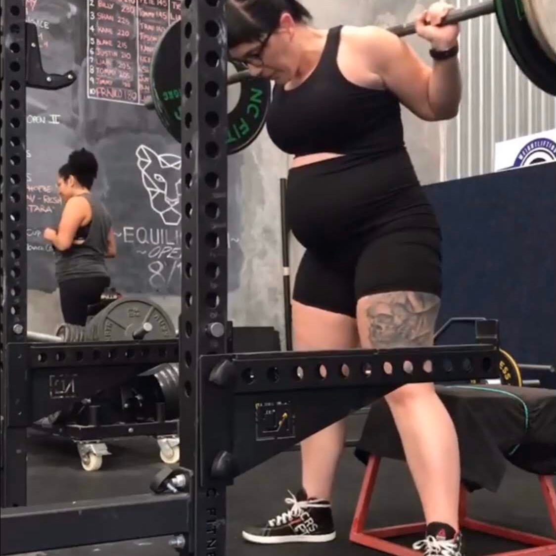 Emama Maternity Bike Shorts + Pockets - Black